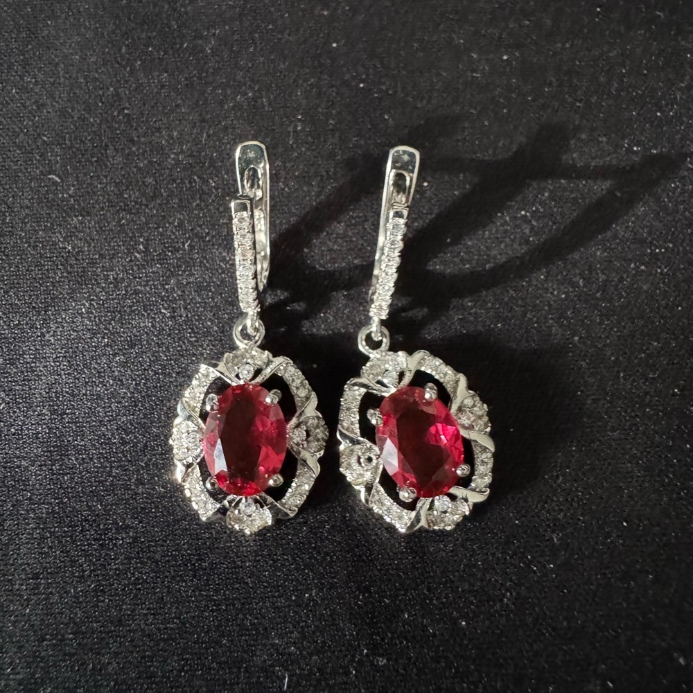 BNWOT Stunning Ruby Earrings with Diamonds 925